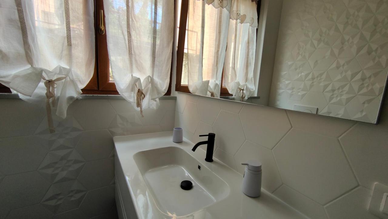 La Casa Fra Gli Ulivi Apartment Lerici Luaran gambar