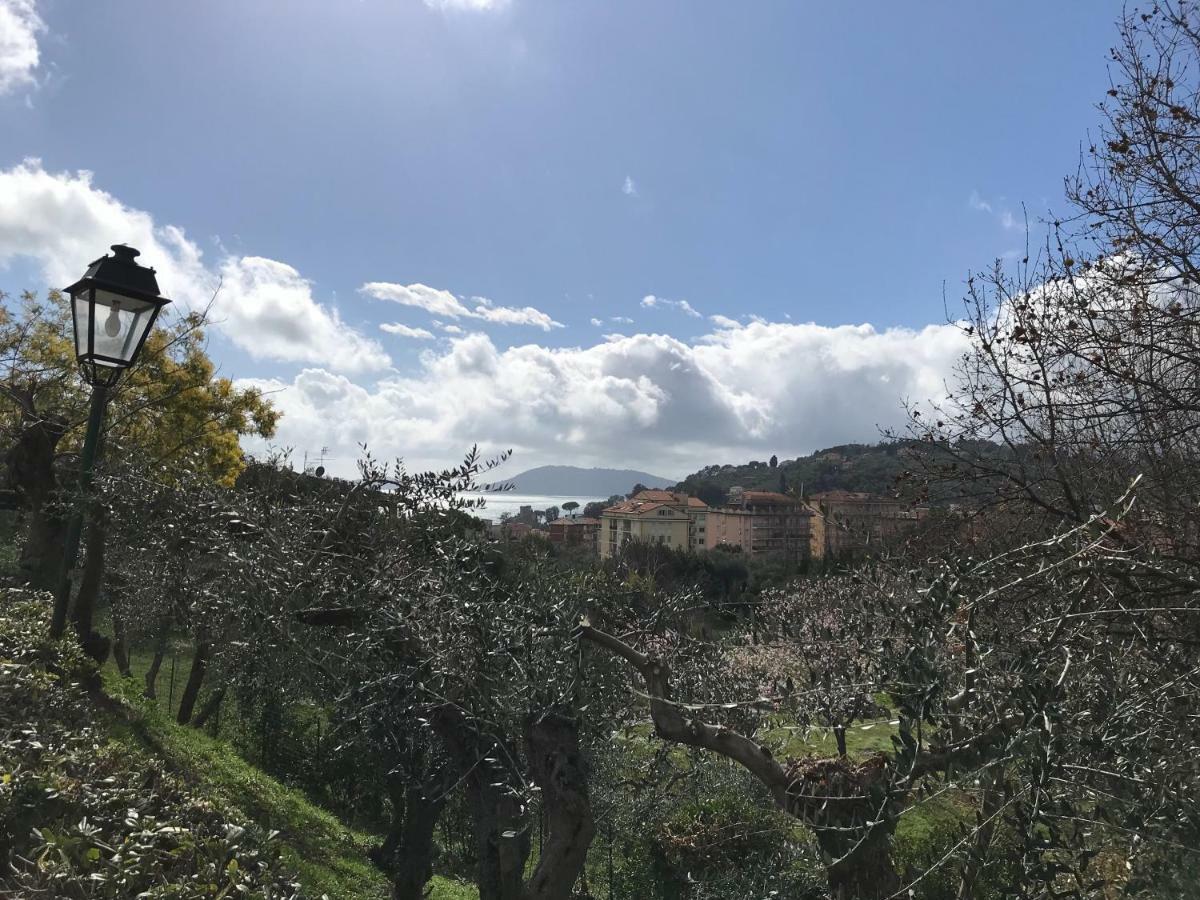 La Casa Fra Gli Ulivi Apartment Lerici Luaran gambar