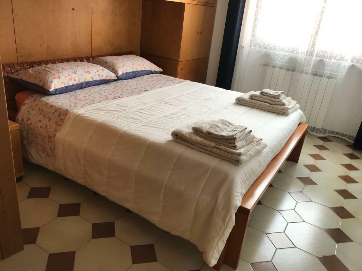 La Casa Fra Gli Ulivi Apartment Lerici Luaran gambar